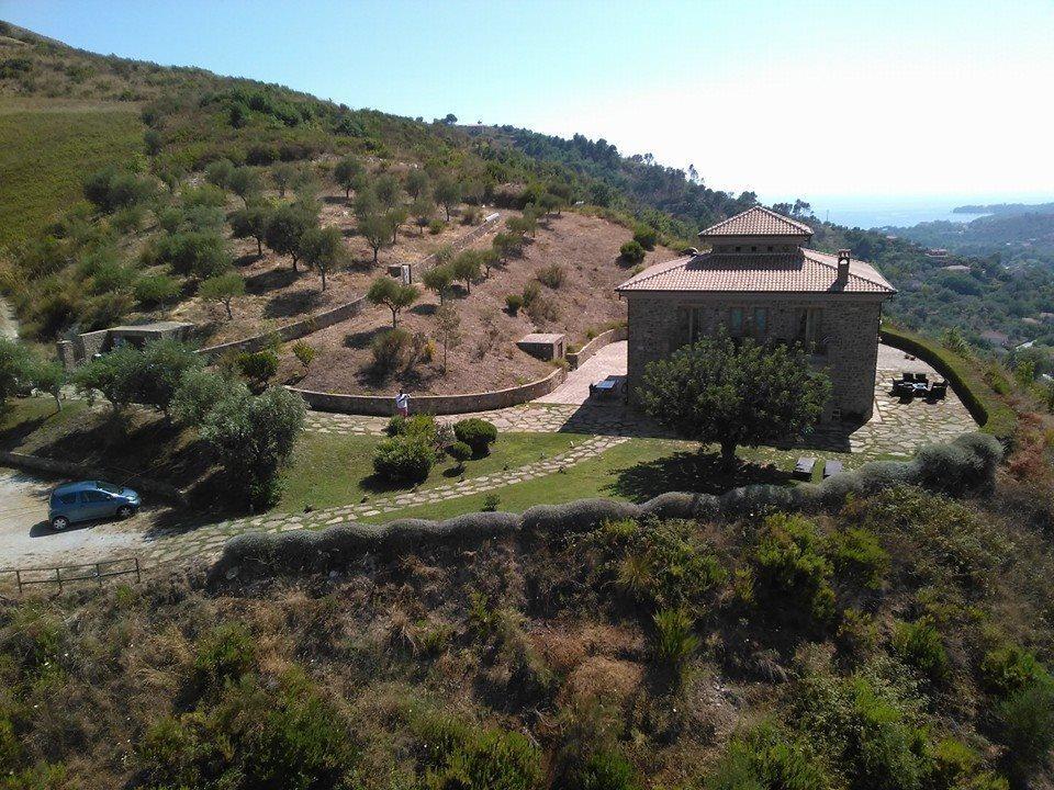 Sulle Onde Della Collina Villa มอนเตกอริเช ภายนอก รูปภาพ
