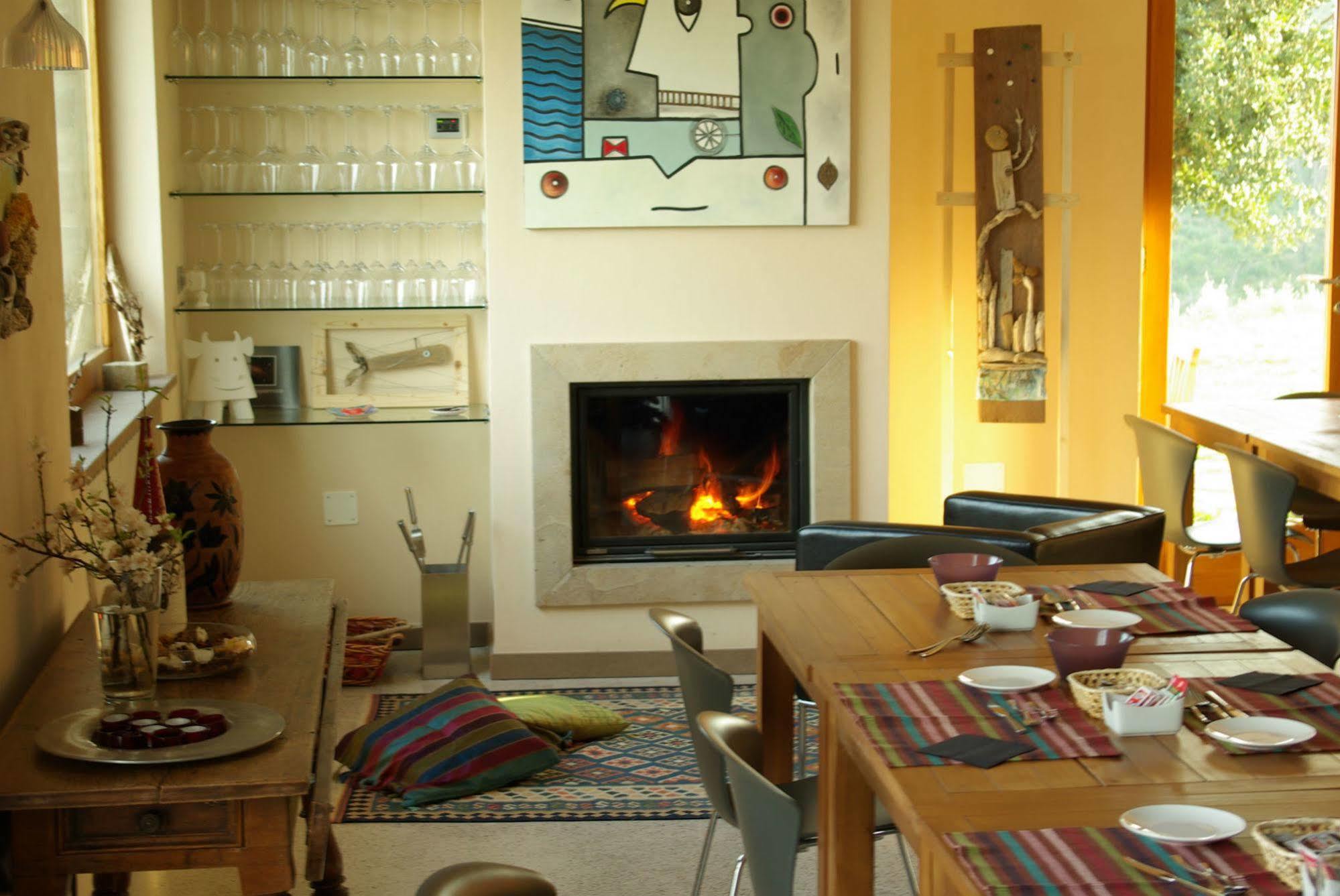 Sulle Onde Della Collina Villa มอนเตกอริเช ภายนอก รูปภาพ