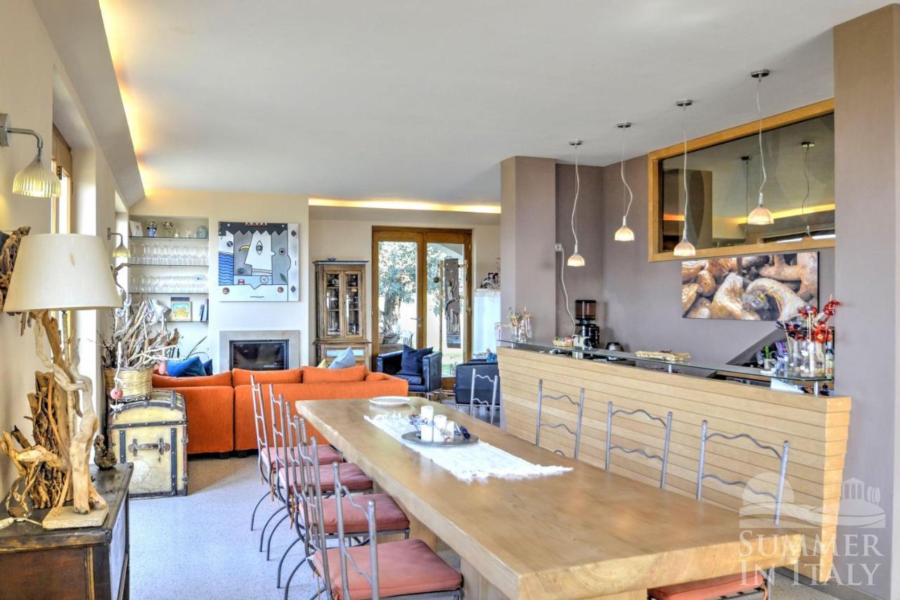 Sulle Onde Della Collina Villa มอนเตกอริเช ภายนอก รูปภาพ
