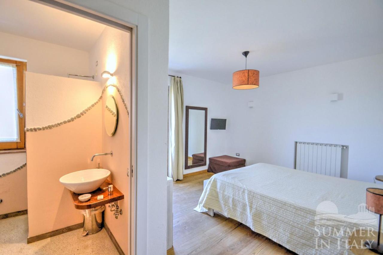 Sulle Onde Della Collina Villa มอนเตกอริเช ภายนอก รูปภาพ