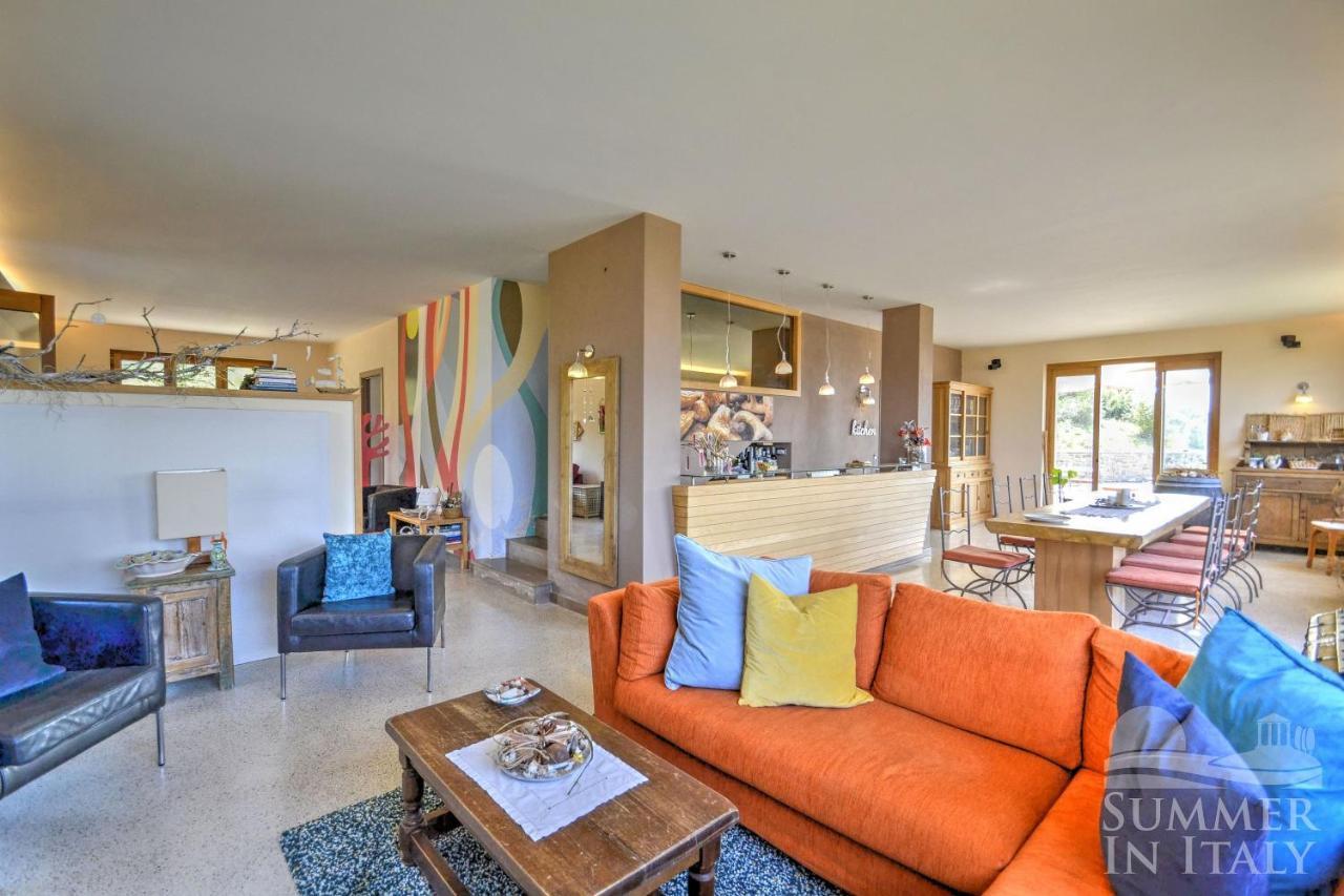 Sulle Onde Della Collina Villa มอนเตกอริเช ภายนอก รูปภาพ